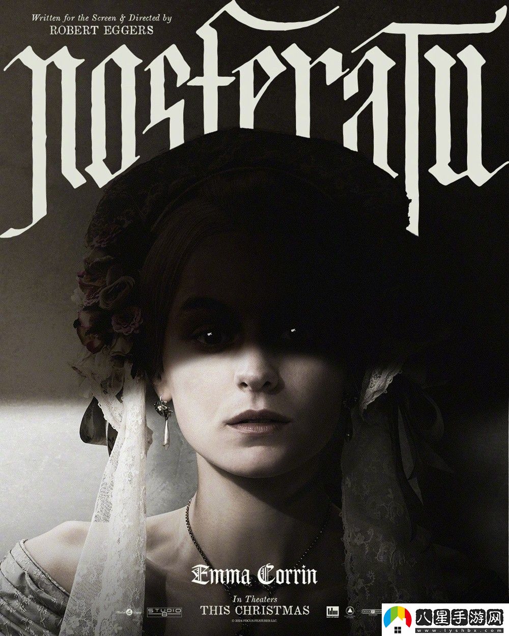 諾斯費(fèi)拉圖曝角色海報(bào) 德普女兒癡戀吸血鬼