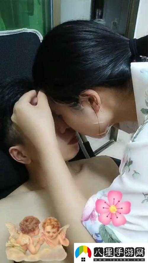 一面親上邊一面膜下邊