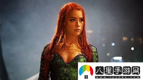 38歲“海后”艾梅柏懷二胎