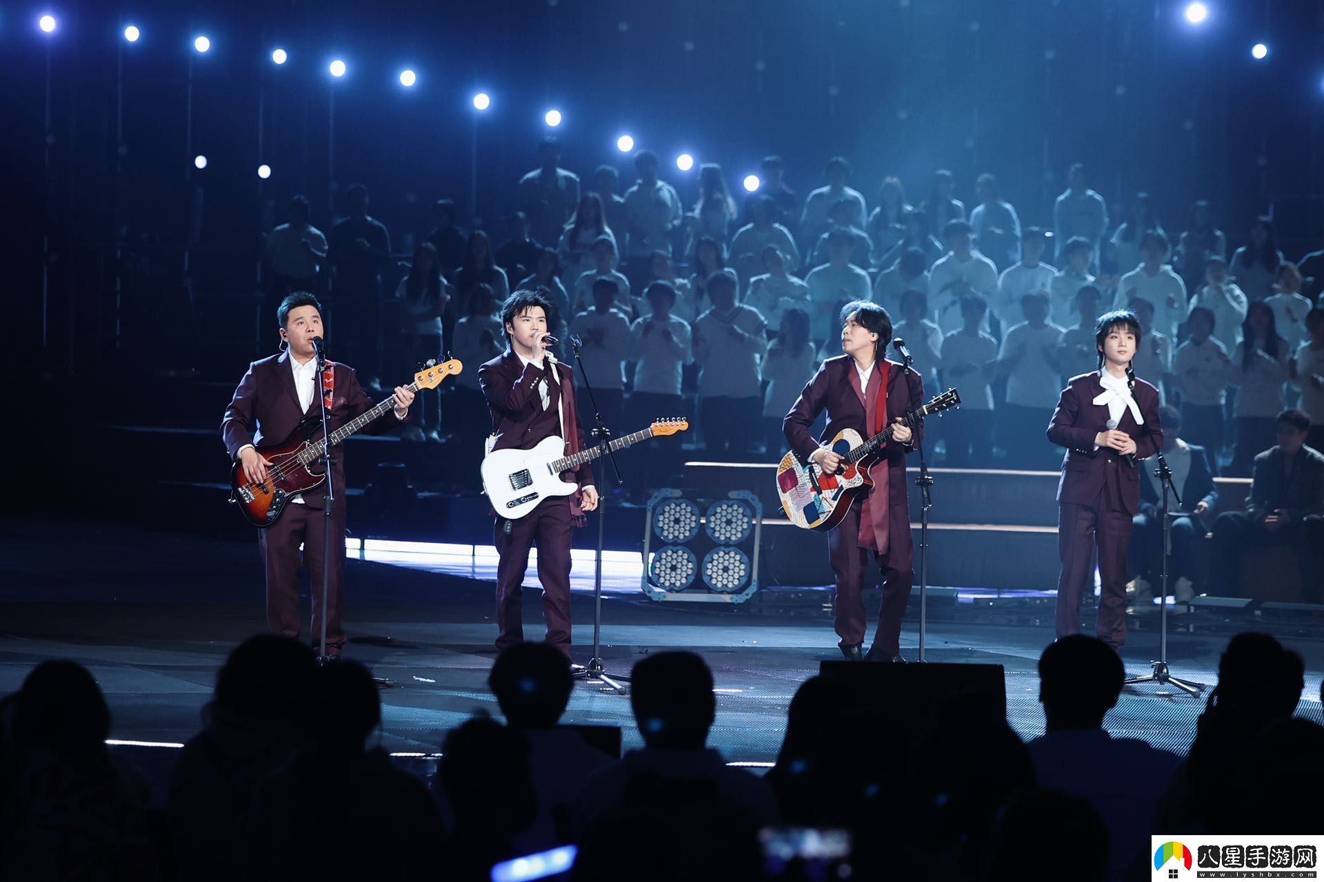 水木年華亮相2025北京衛(wèi)視跨年晚會(huì)