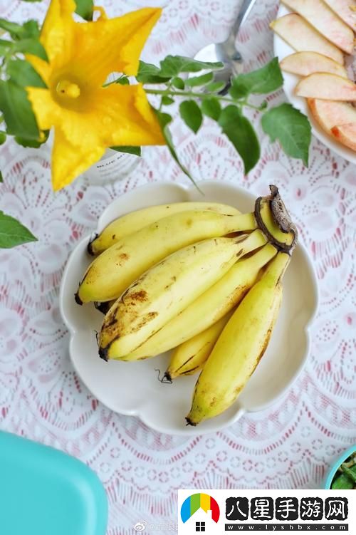 探索“香蕉水蜜桃絲瓜18歲可以吃嗎”