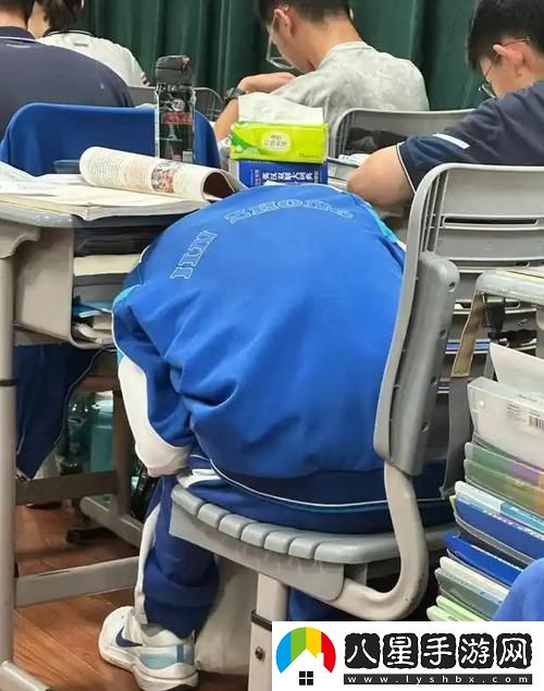 上課裝睡B被同學扣了一節(jié)課