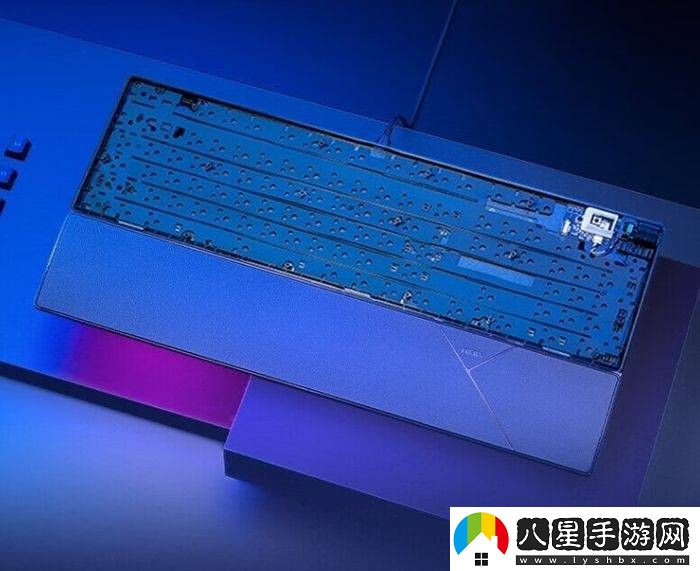 FPS游戲高手必備！三款ROG游戲鍵盤助你精準(zhǔn)制勝