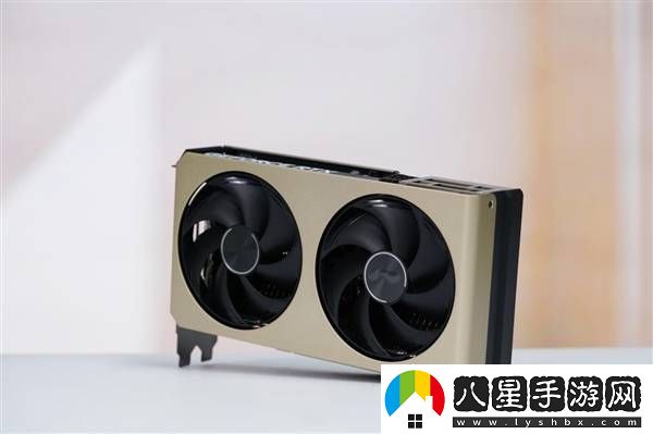 金屬美學(xué)碰撞RTX